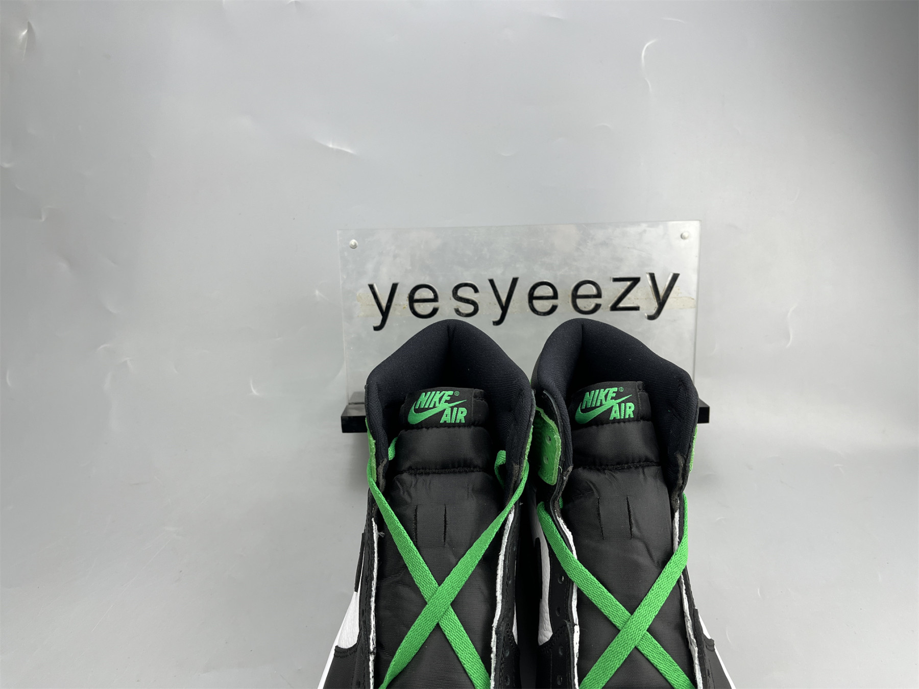 UA AIR JORDAN 1 RETRO HIGH OG 