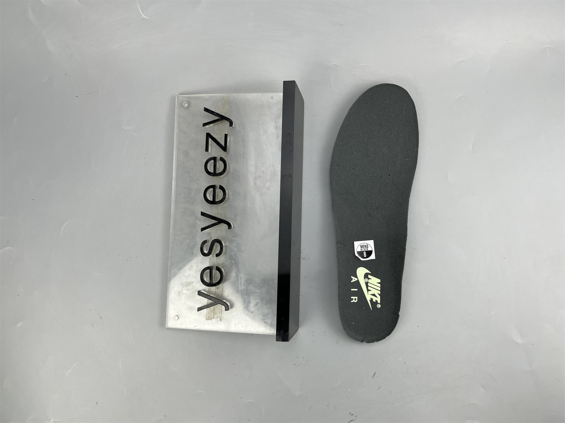 UA NIKE AIR MAX 1 PREMIUM 