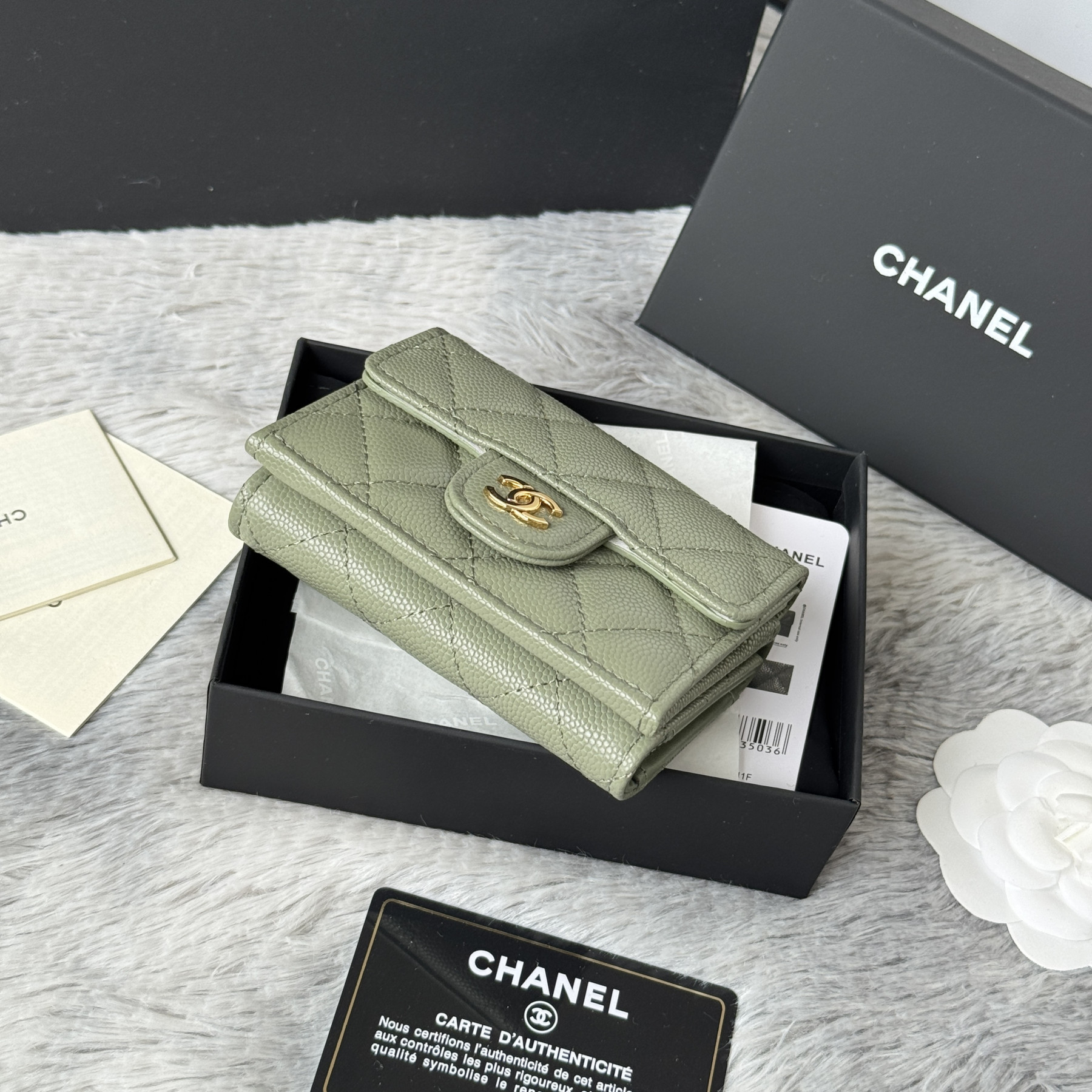 Ch**el card holder 10.5x7.5x3cm