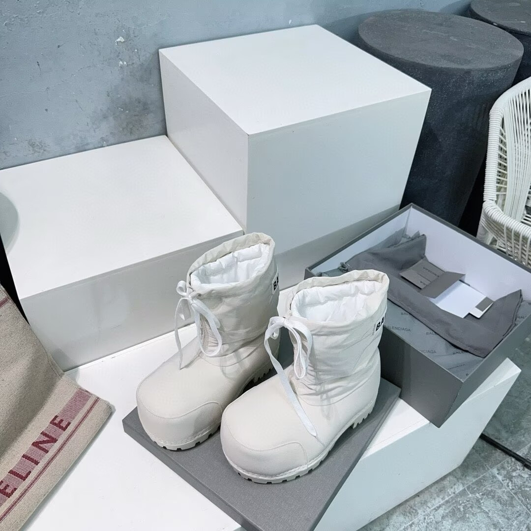 UA Balenciaga Boot