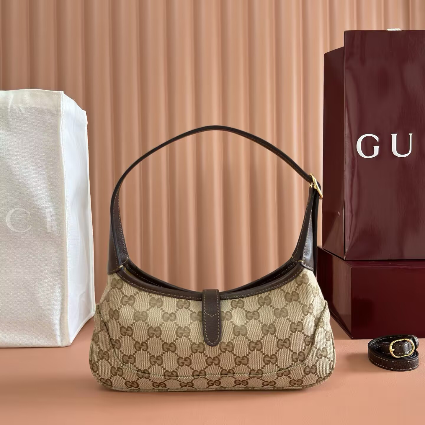 Gucci Jackie Slim Small Shoulder Bag 28x16x3.5cm