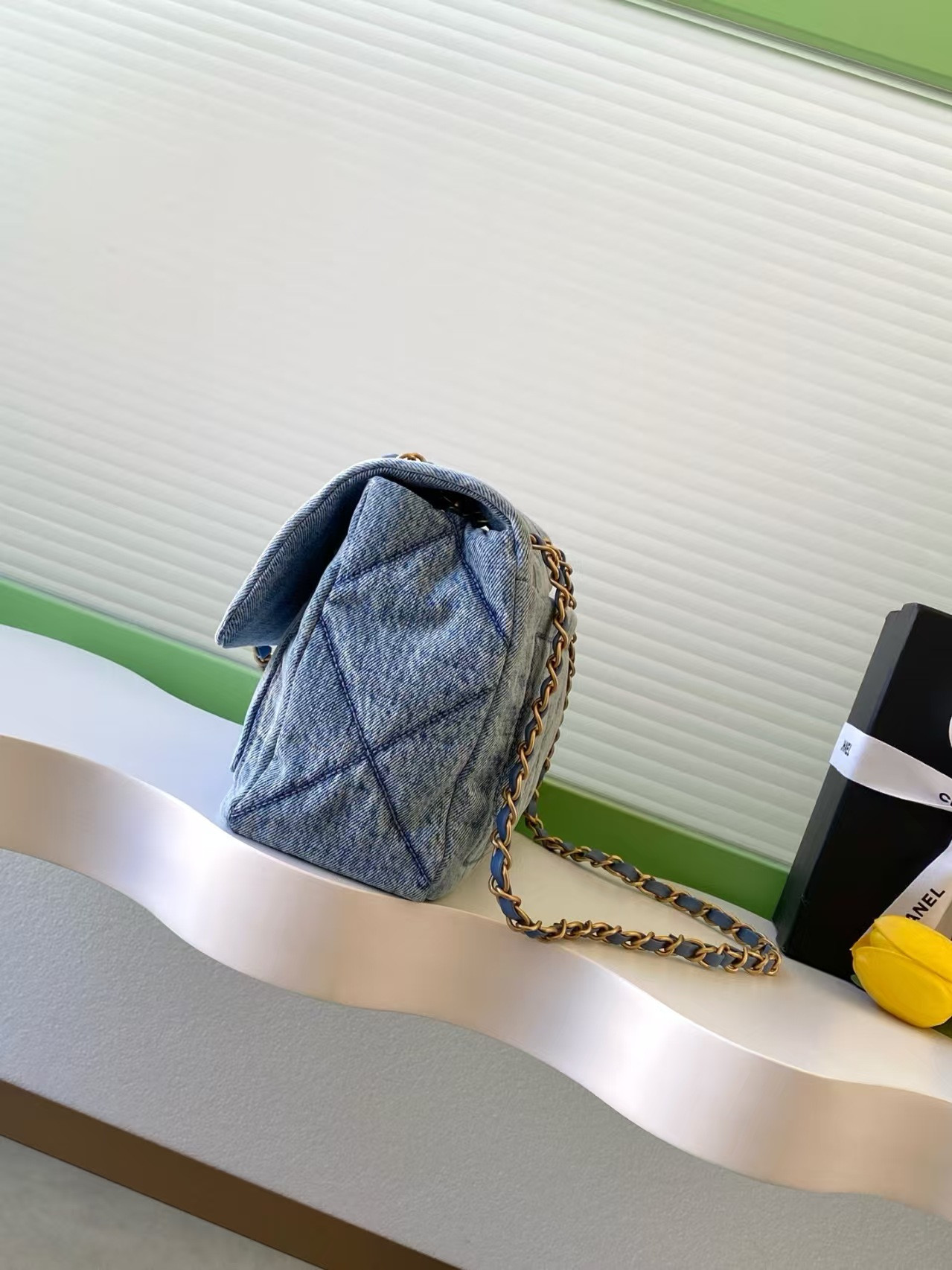 Ch**el Flap Bag 28x18x10cm