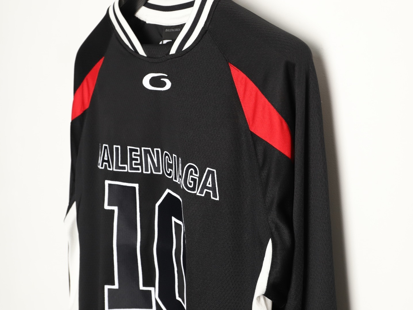Balenciaga Long-sleeved T-shirt