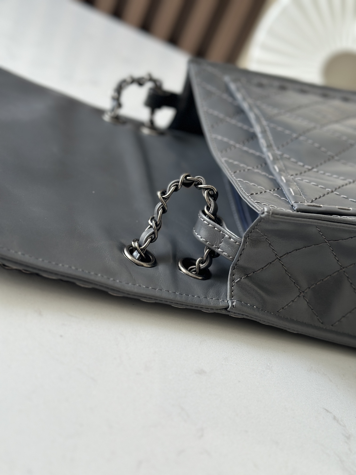 Chanel Vintage Flap tofu bag 26x11x23cm