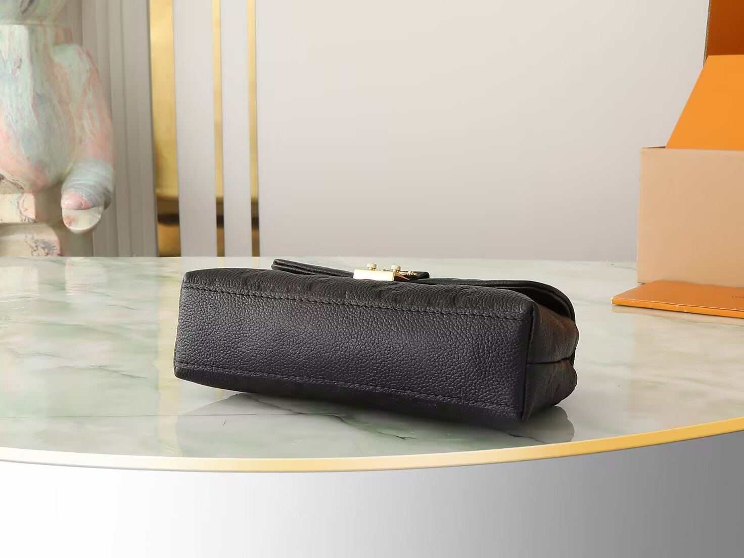 LV Nano Madeleine M12144 12.5x6x21cm