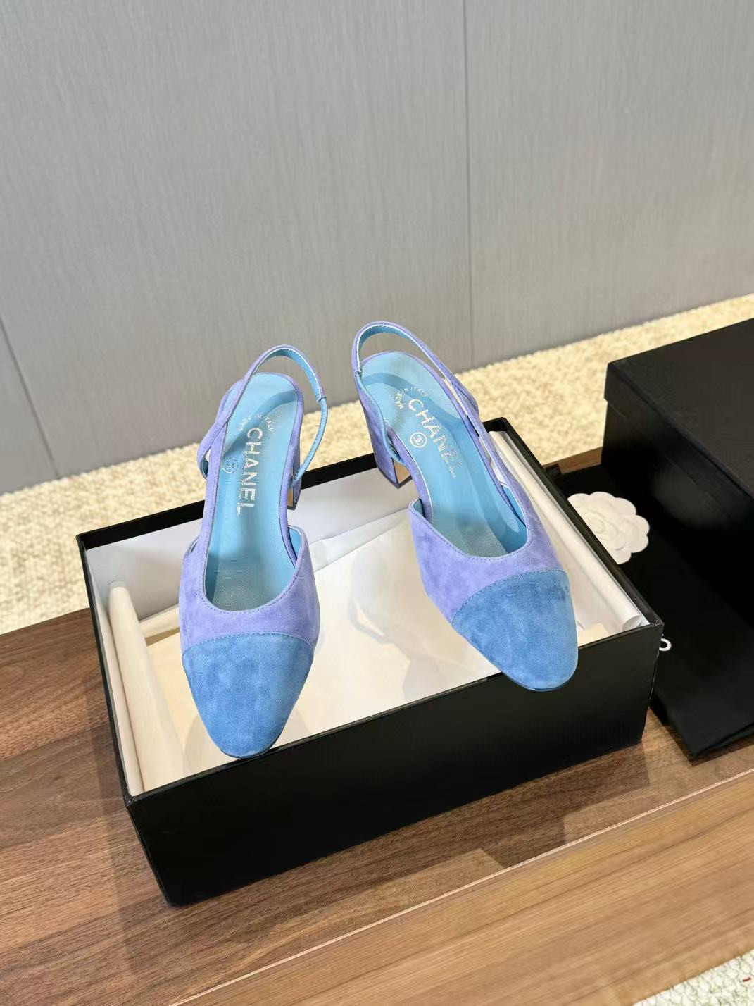 UA Ch**el SLINGBACKS