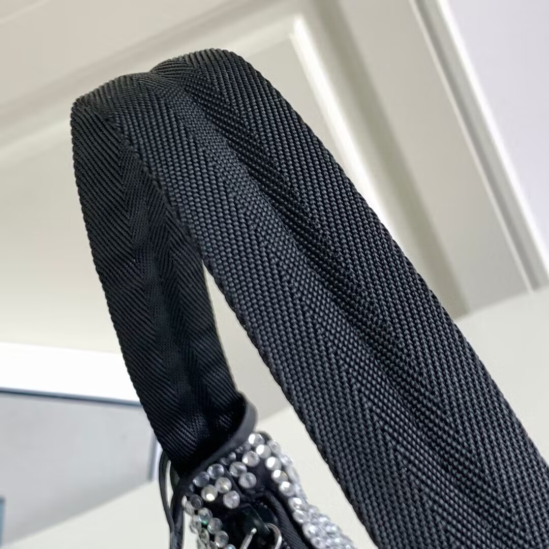 Pra*a Re-Edition 23x13x5cm