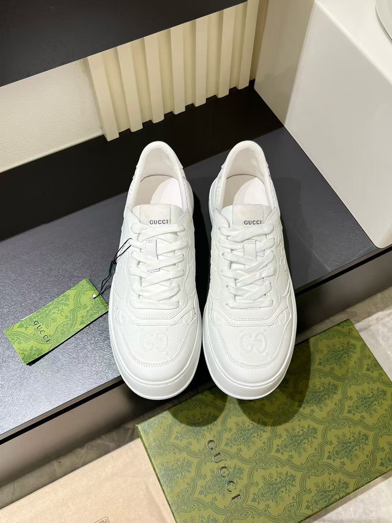 UA Gvc*1 GG Embossed Sneakers