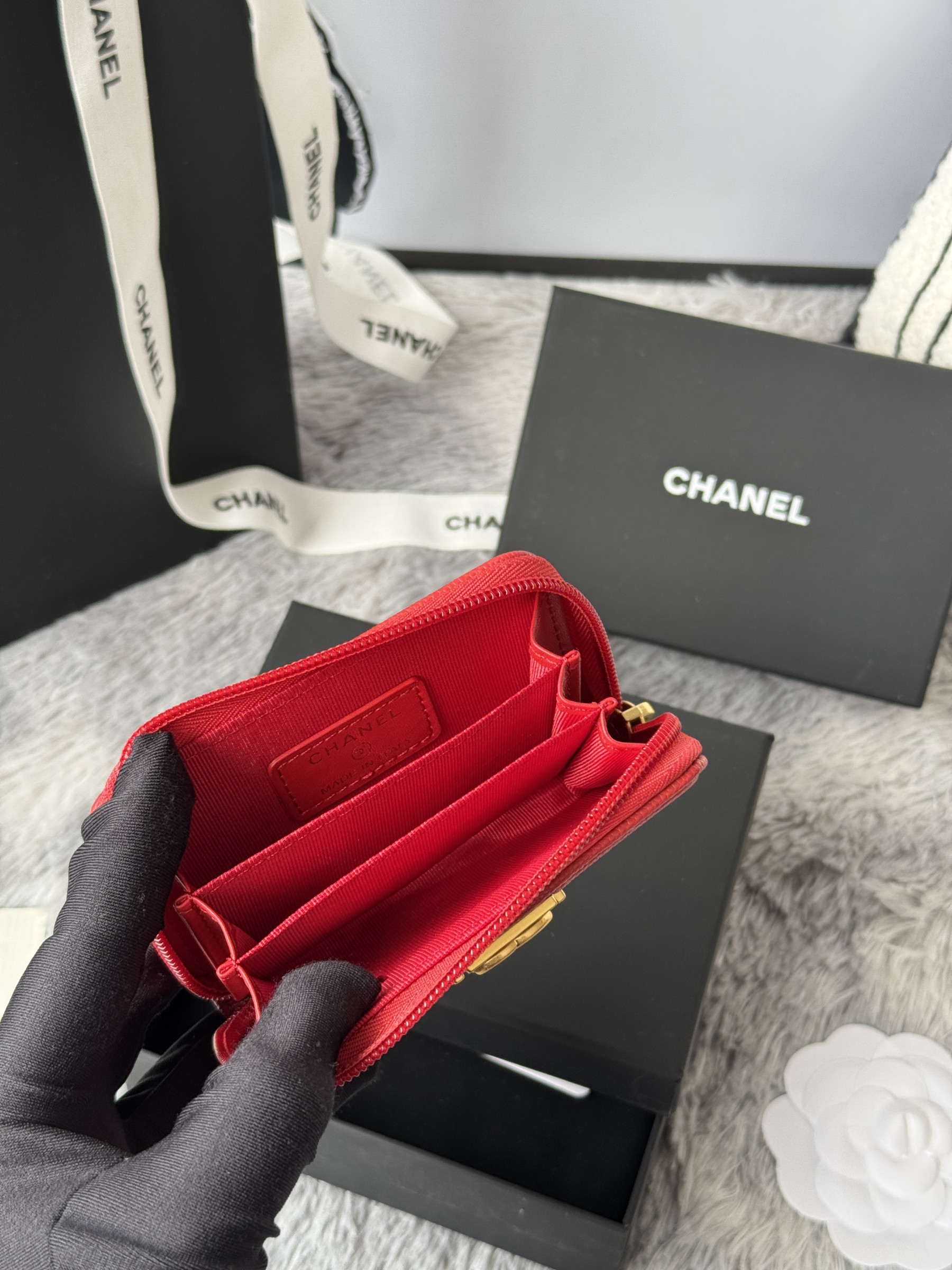Ch**el boy zip around coin purse wallet a80602 7.5x11cm