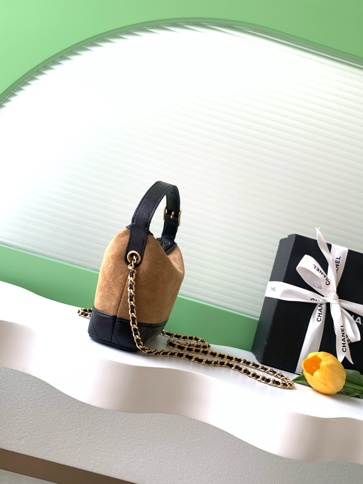 Ch**el clutch with chain ap5187 21x19x7cm