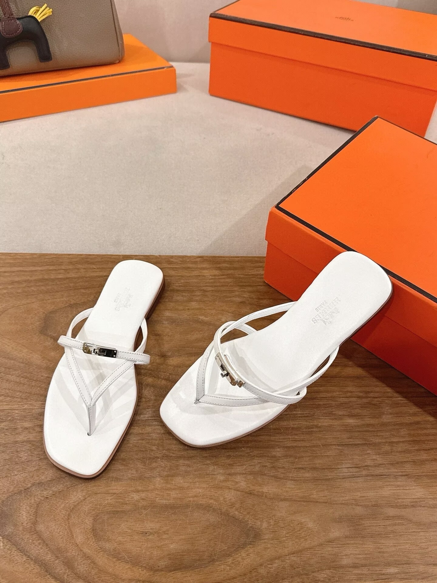 UA Hermès Miss Sandals
