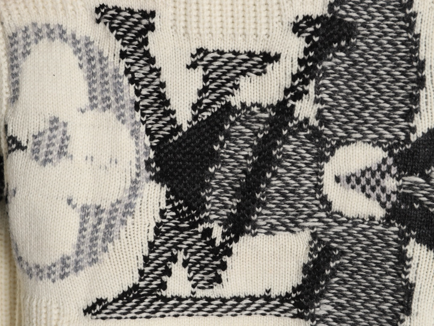 Louis Vuitton Knitting Cardigan