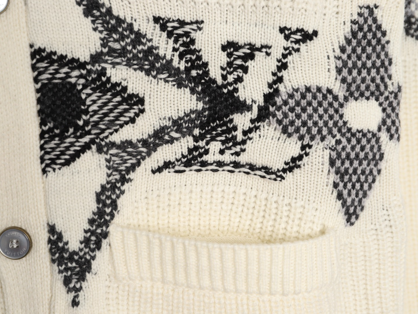 Louis Vuitton Knitting Cardigan