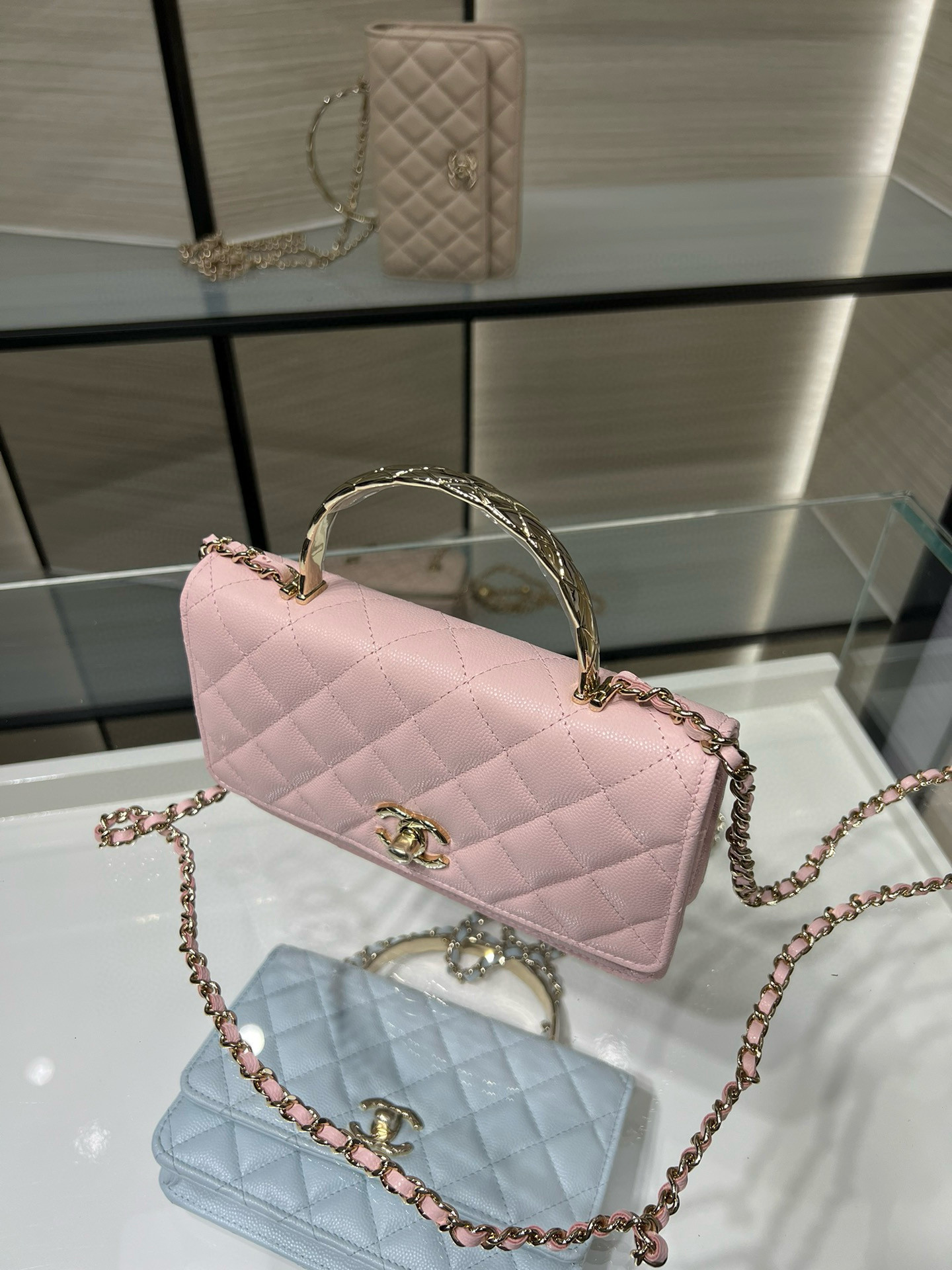 Chanel Clutch With Chain AP4579 19x12x3.5cm