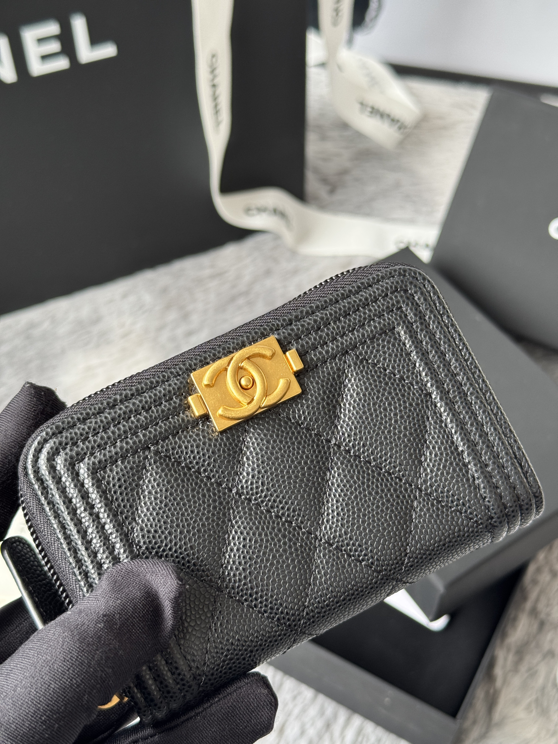 Ch**el boy zip around coin purse wallet a80602 7.5x11cm