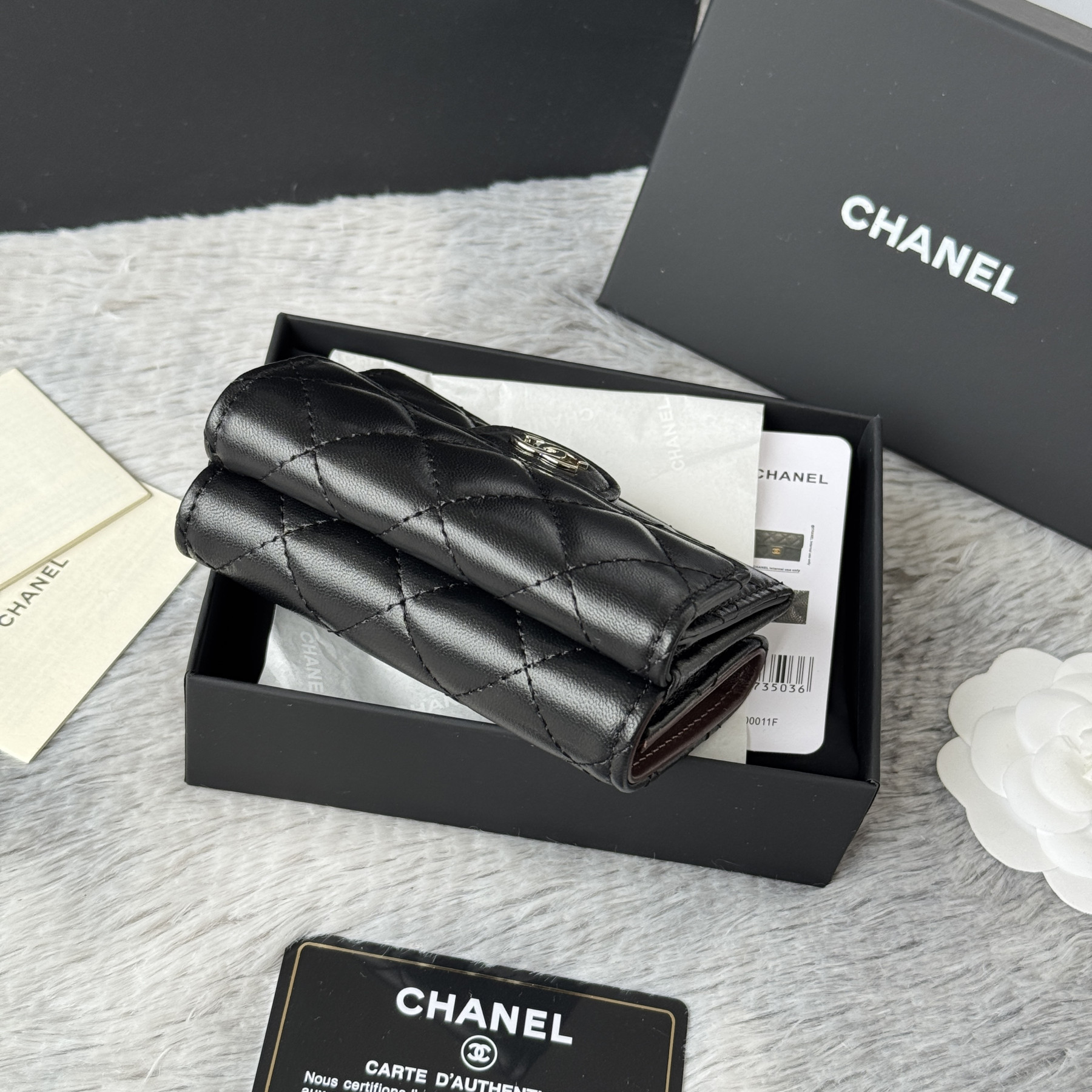 Ch**el card holder 10.5x7.5x3cm