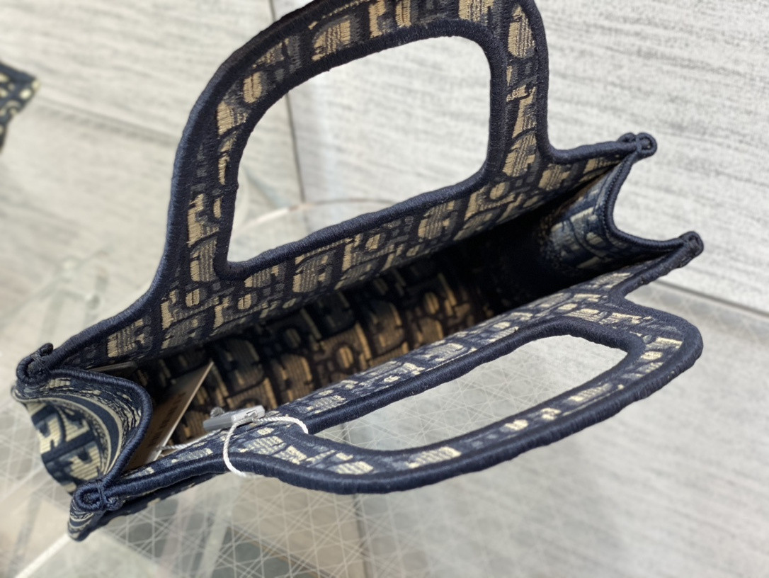 D10r BOOK TOTE SIZE MINI 23*7*17cm