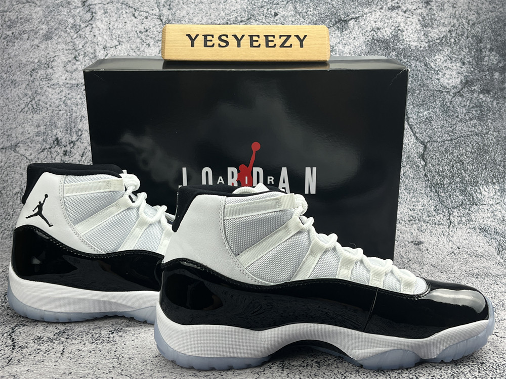 UA AIR JORDAN 11 RETRO 