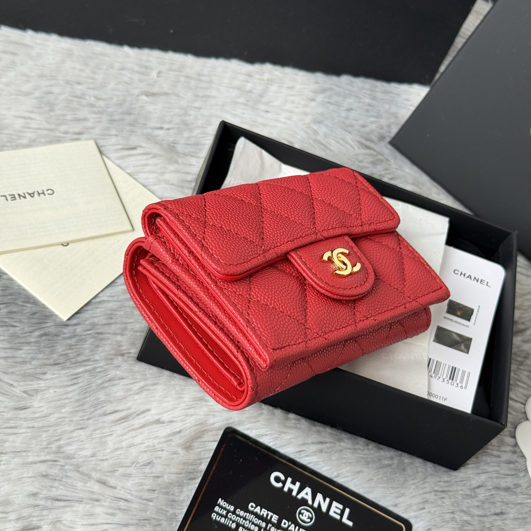 Ch**el card holder 10.5x7.5x3cm
