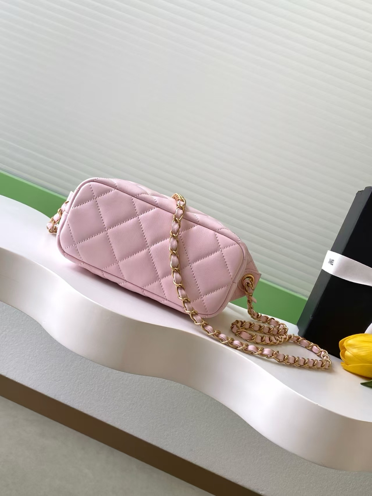 Ch**el Hobo Handbag 23.5x13x7.5cm