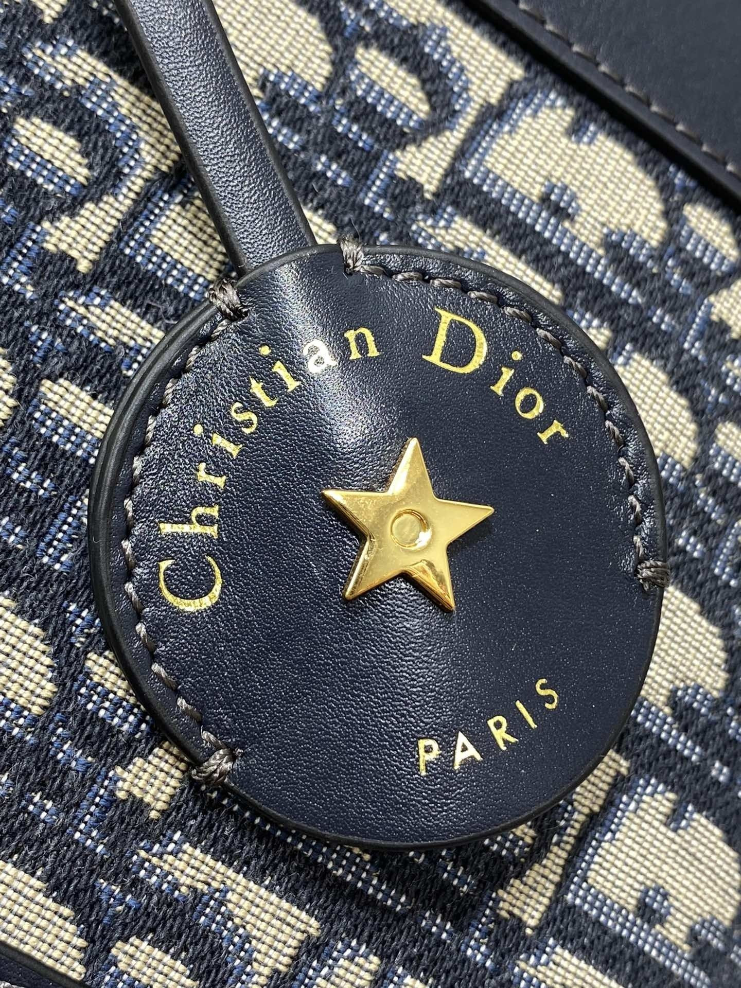 D10r Medium D-Vibe Bowling Bag 25x16x9.5cm