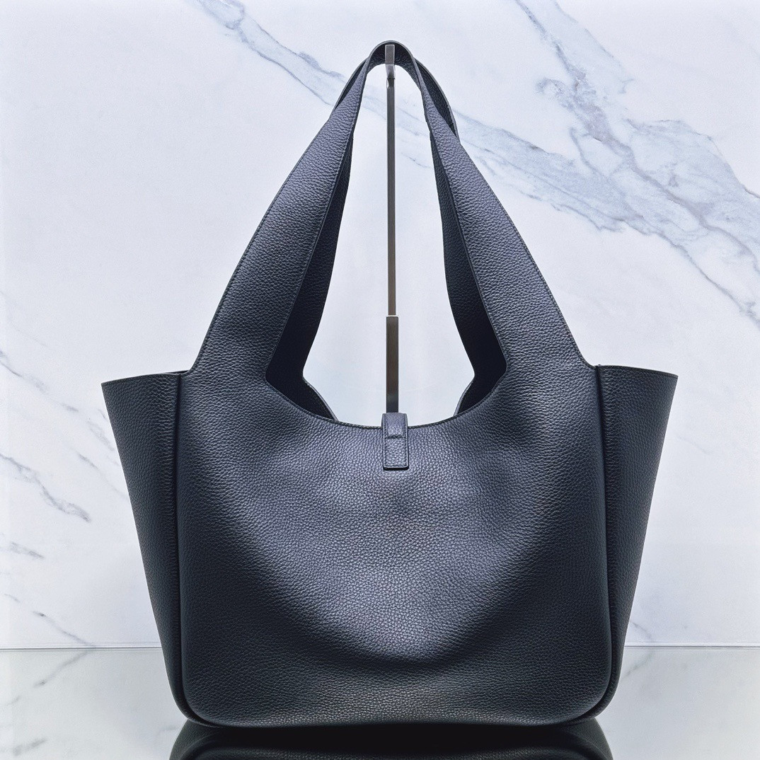 Y51 LE 5 À 7 BEA in grained leather 50×28×18cm