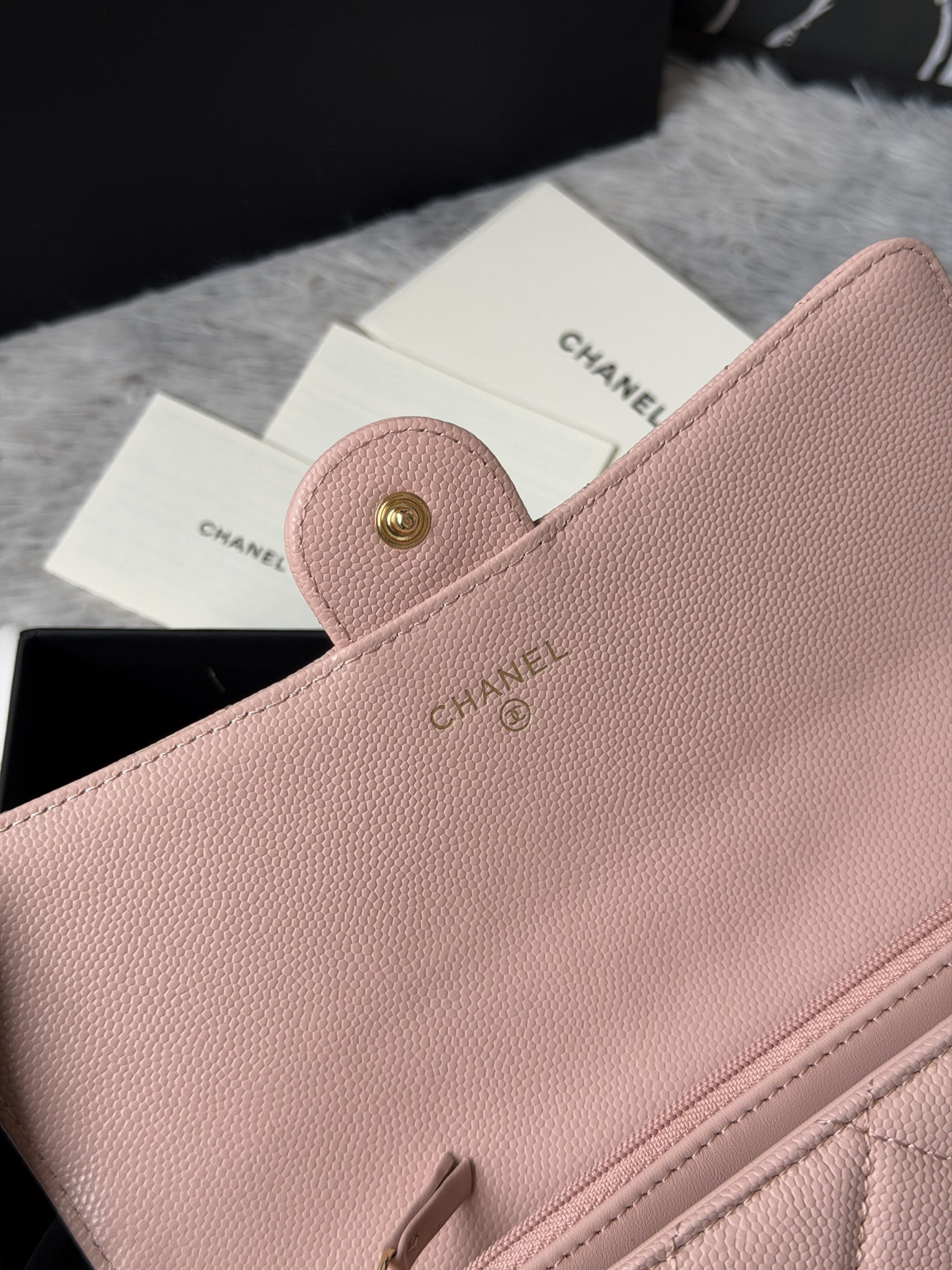 Ch**el wallet 80758 10x19x3cm