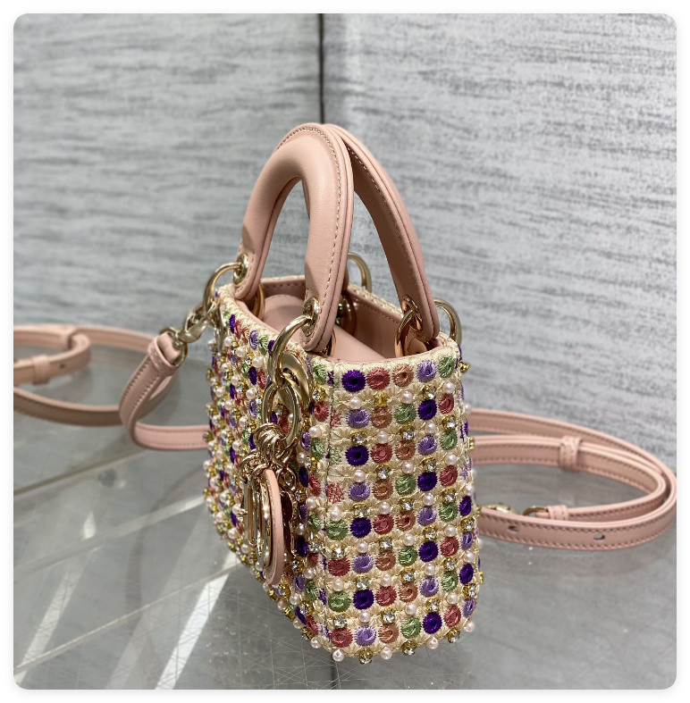 D10r Artistic Limited Edition Three-Gusset Lady D10r Micro Bag with Heavy Bead Embroidery 12x10x5cm