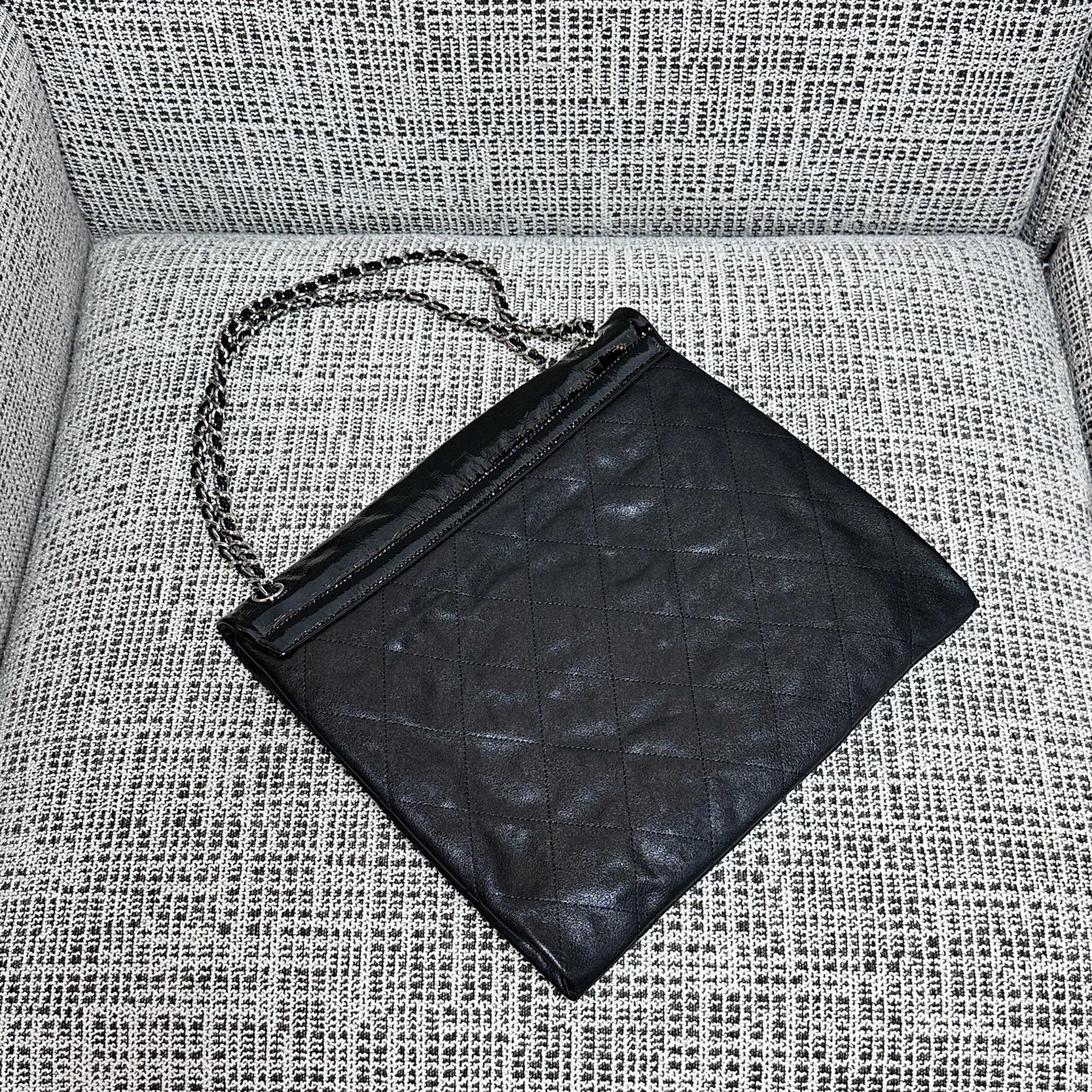 Chanel Hobo Bag 33x30x5cm