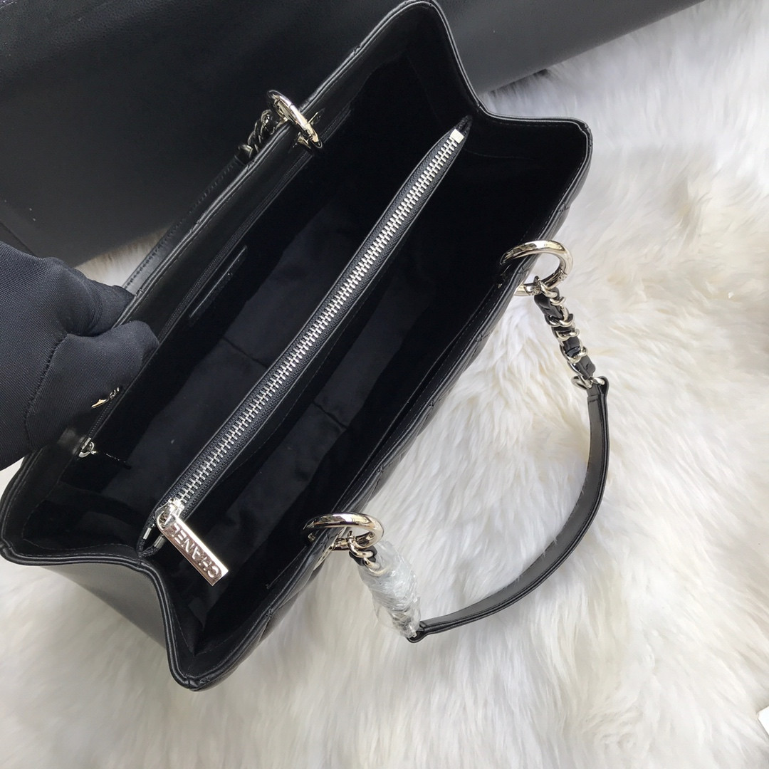 Ch**el GST HARDWARE 24X33X13CM