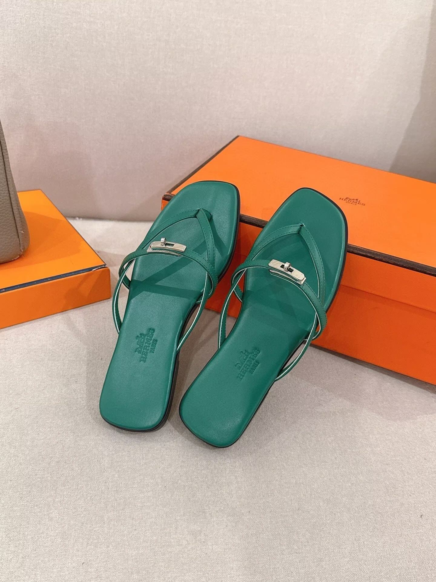 UA Hermès Miss Sandals