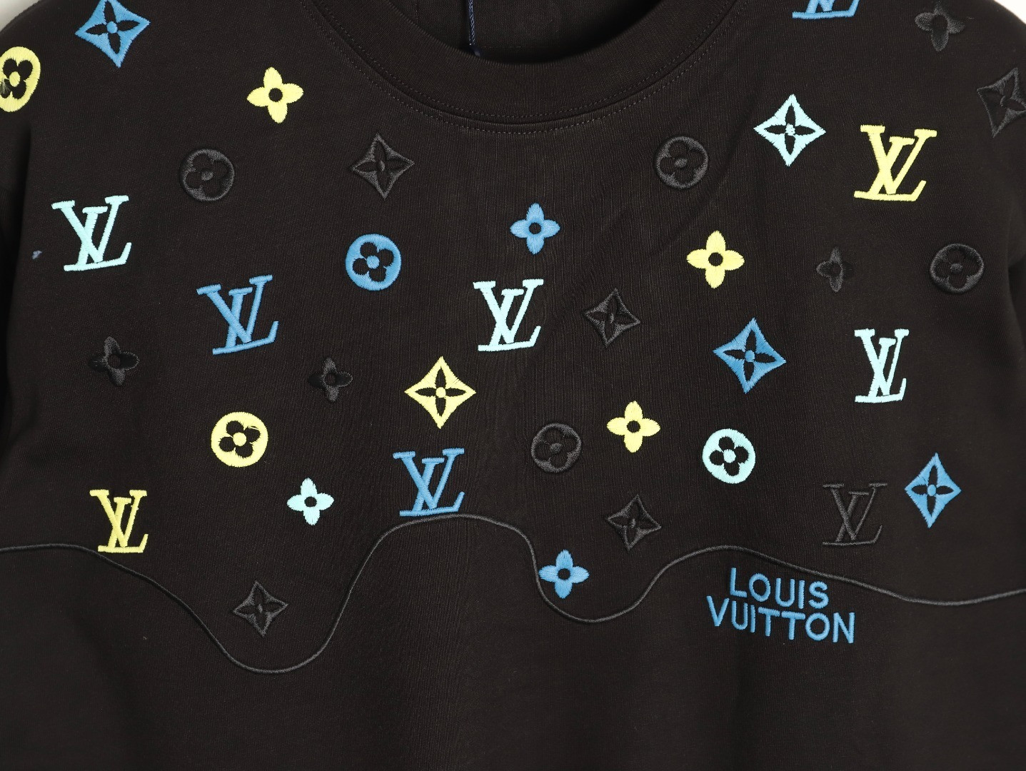 L0vis Vvtt0n 25Fw Long-sleeved T-shirt