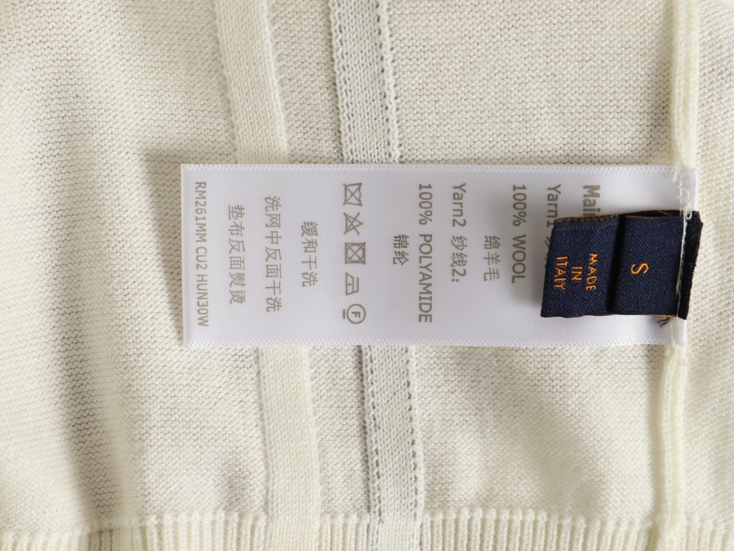 L0vis Vvtt0n Sweaters