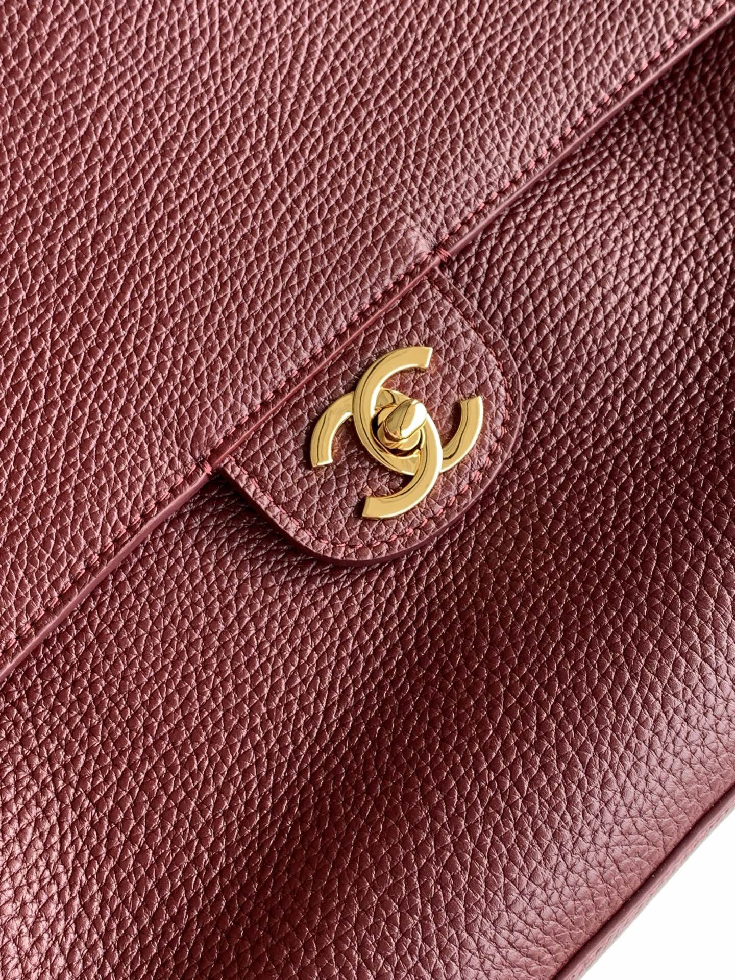 Ch**el maxi flap bag gold hardware as6233 26x38.5x11cm
