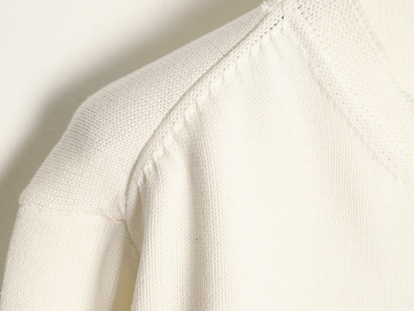 D10r CD 25ss Sweaters