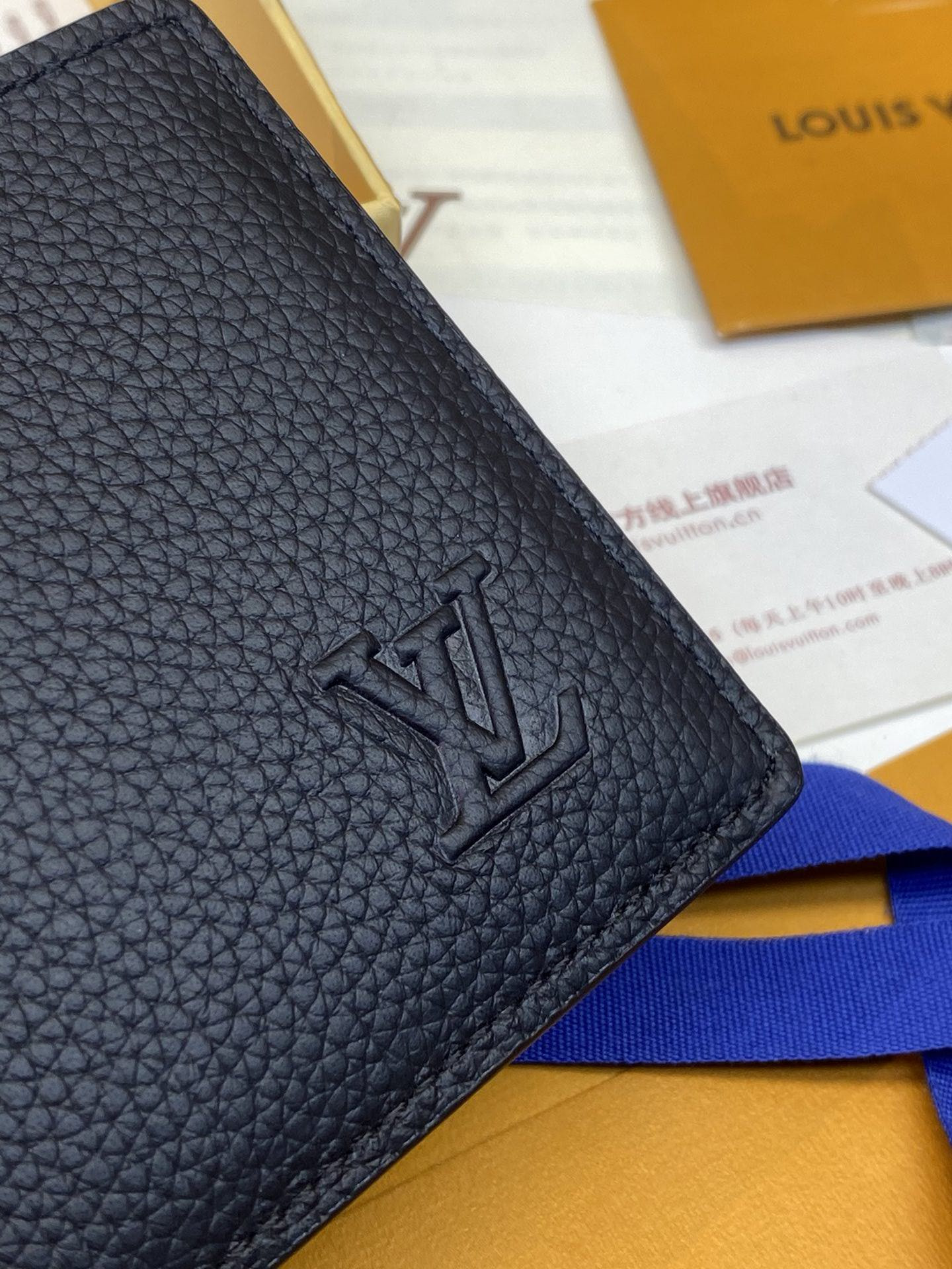LV Slender Wallet M83128 11x8.5x2cm