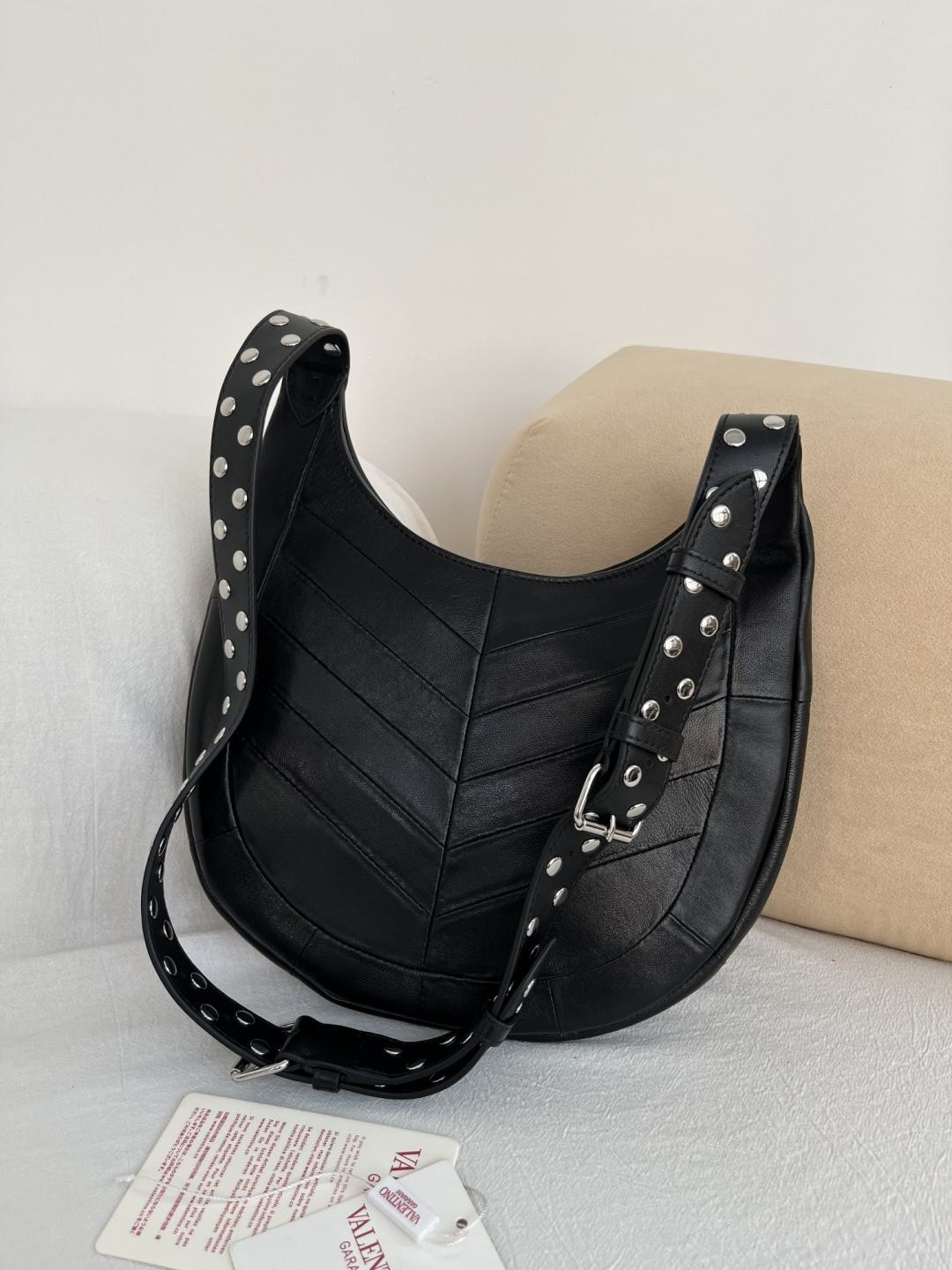 Valentino Garavani Hoboho Small Nappa Leather Hobo Bag 28x21.5x3cm