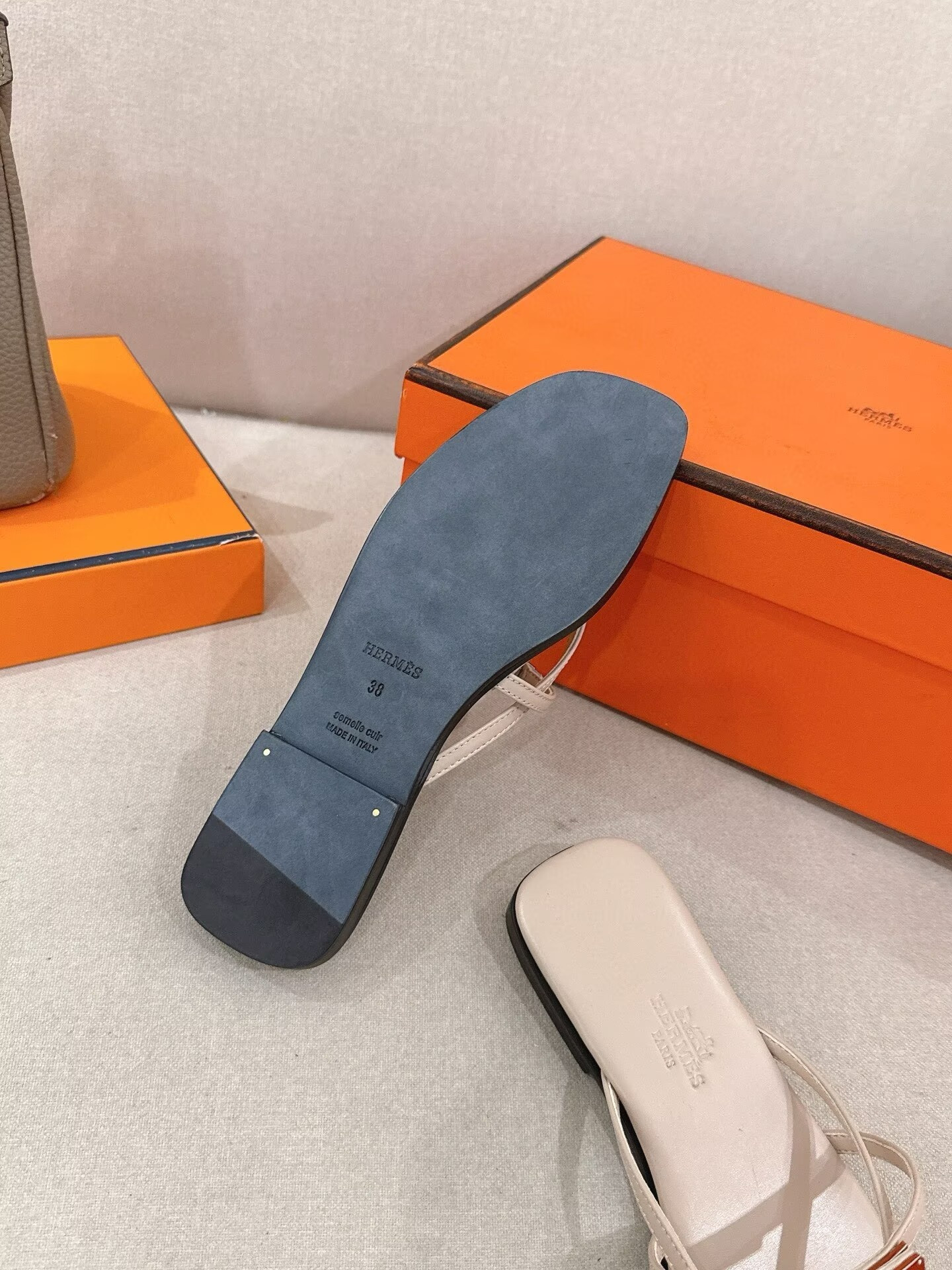 UA Hermès Miss Sandals