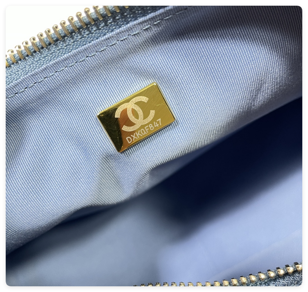 Ch**el CRUISE 2024/25 LARGE HOBO BAG Washed Denim & Gold-Tone Metal Blue  22x 31x 15cm