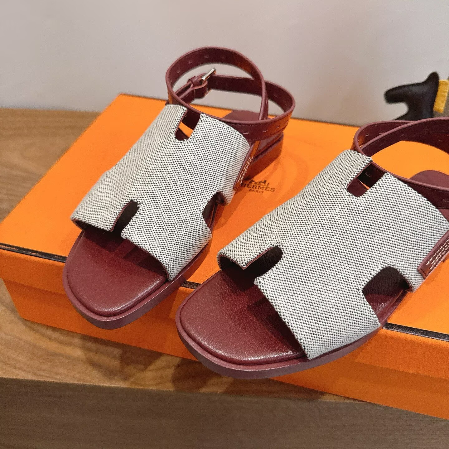 UA Hermès Maya Sandal
