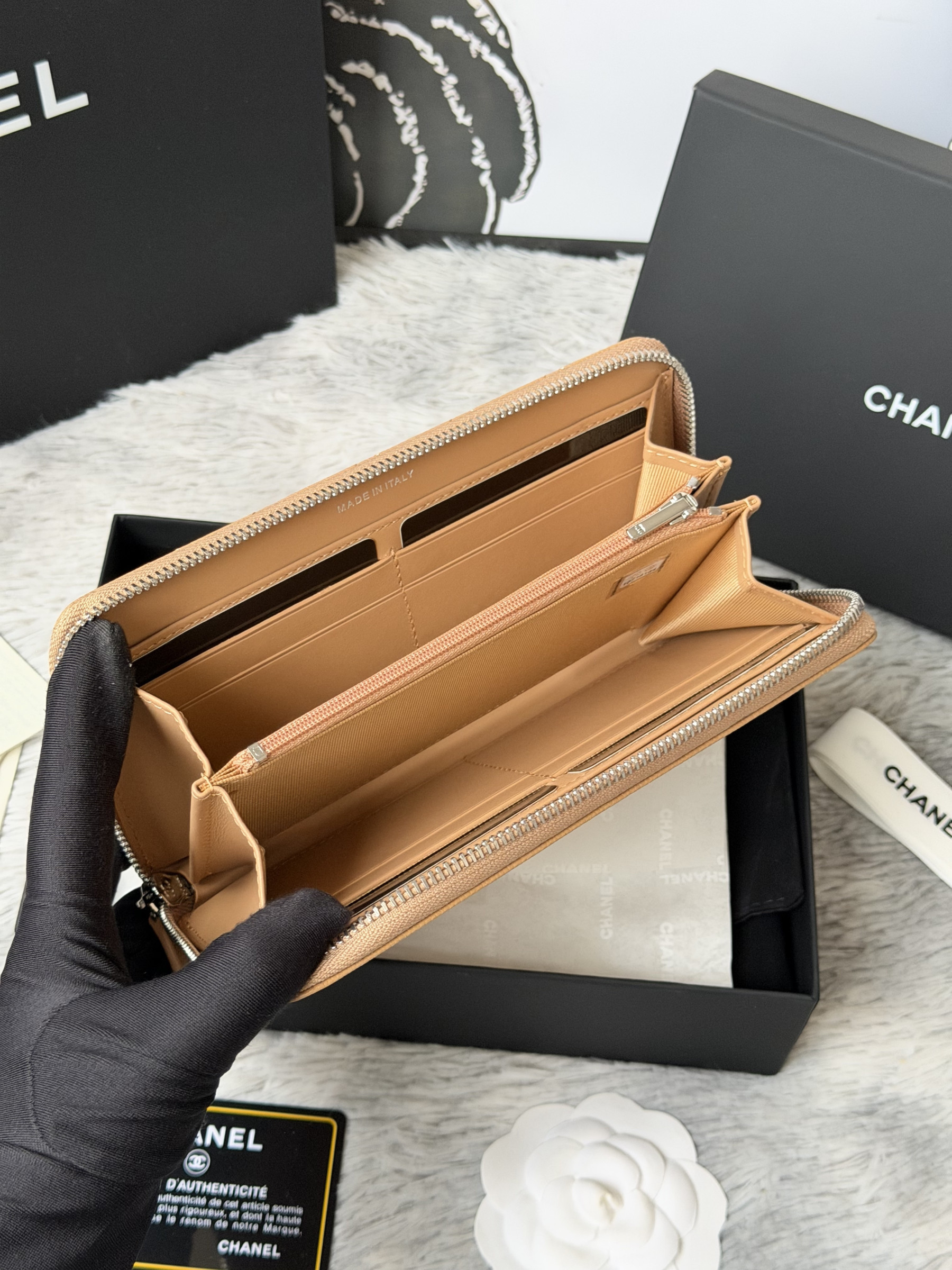 Ch**el zip around wallet 80758 10x19x3cm