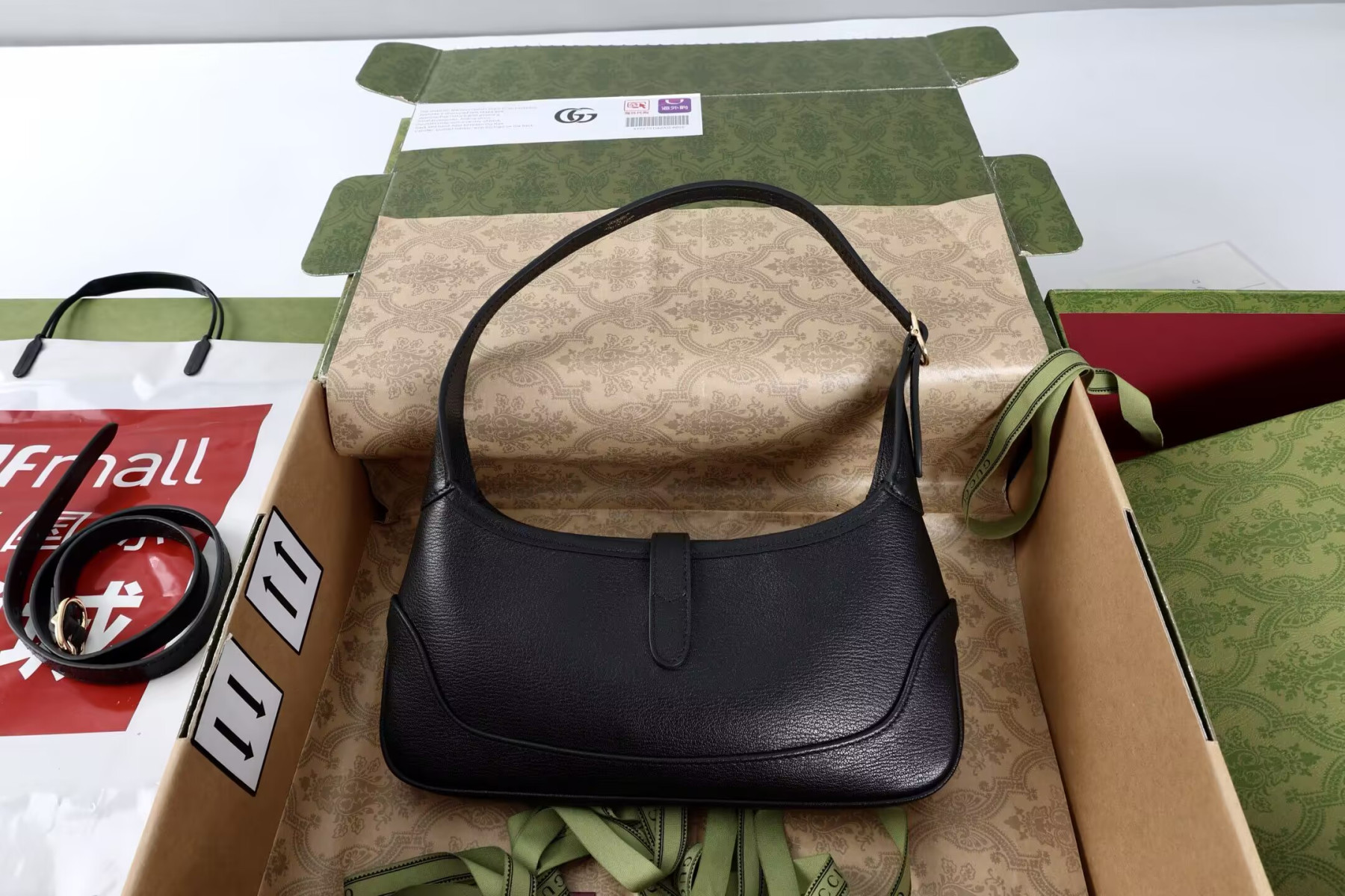 Gucci Jackie Slim Shoulder Bag 27x13x3.5cm
