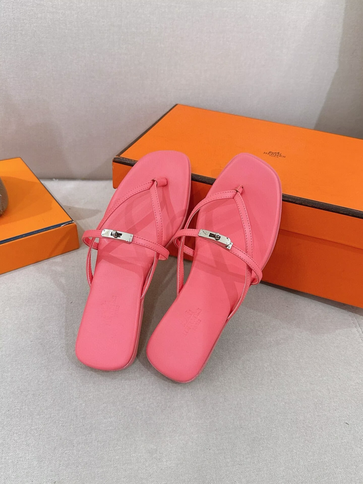 UA Hermès Miss Sandals