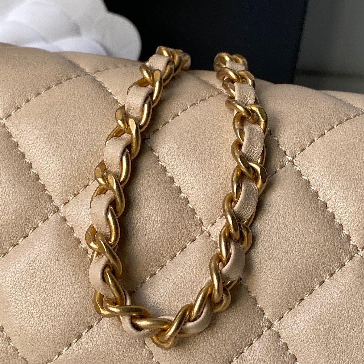 Ch**el MINI FLAP BAG 12×20×6 cm