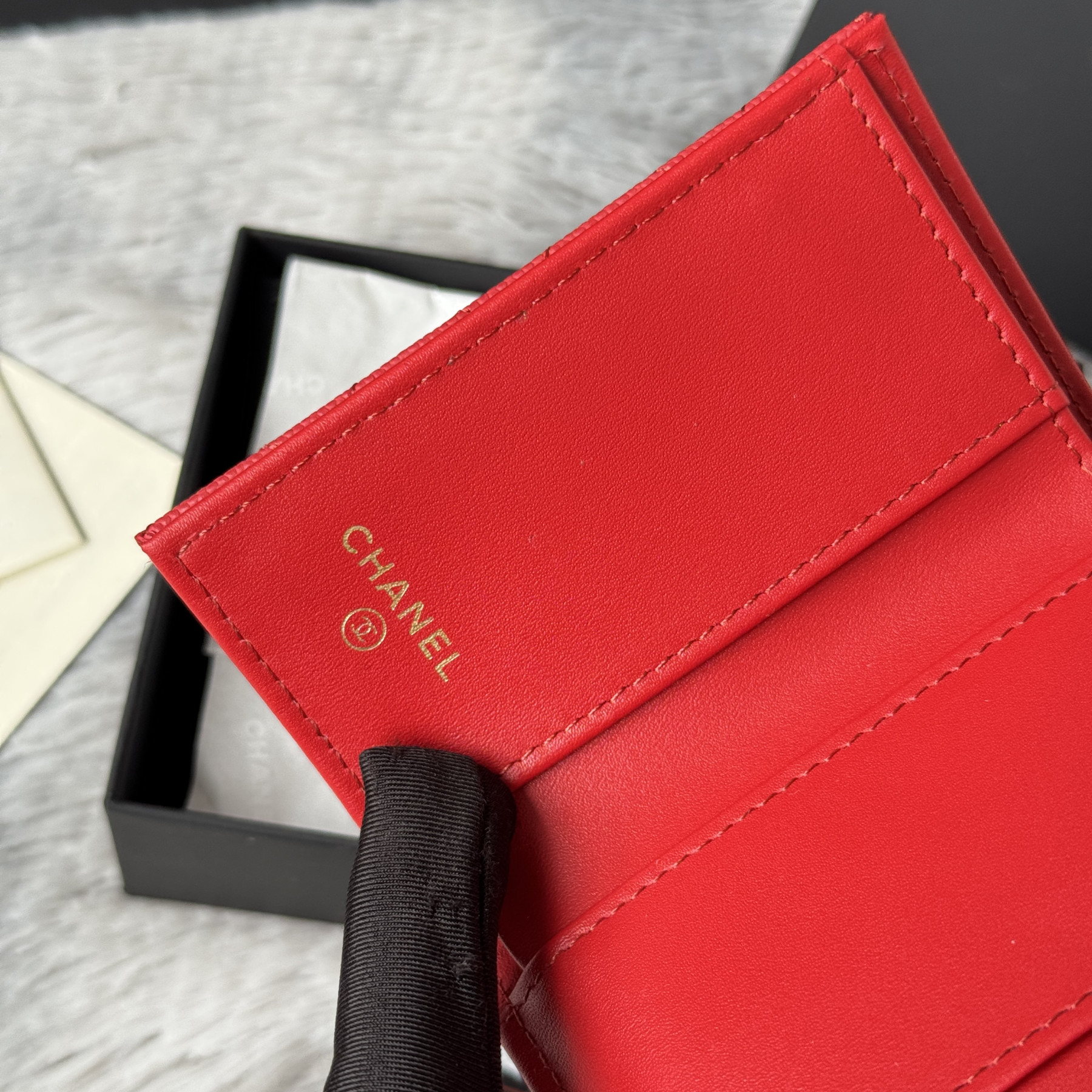 Ch**el card holder 10.5x7.5x3cm
