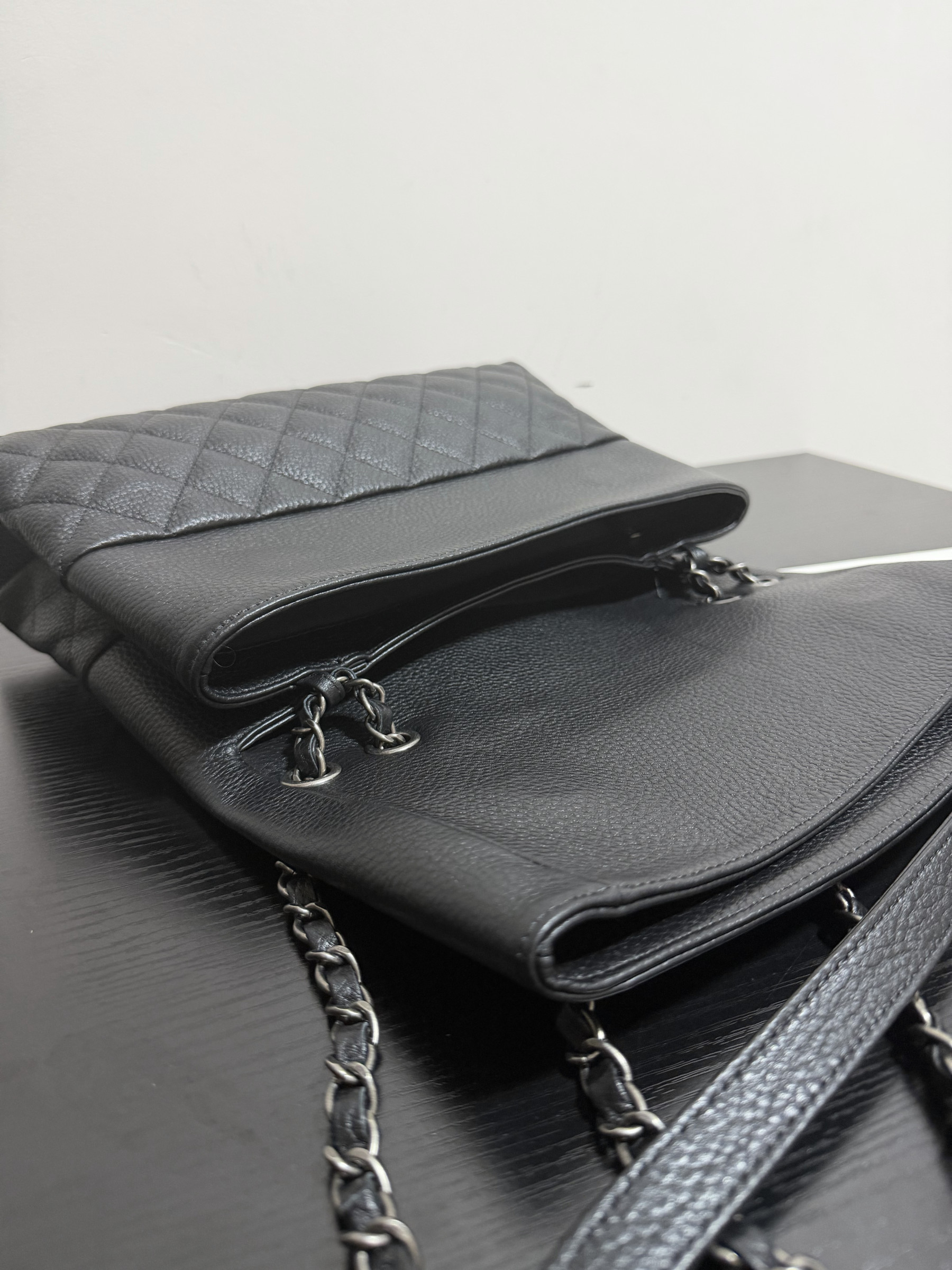 Ch**el hampton flap handbag as7095 32x19x7.5cm