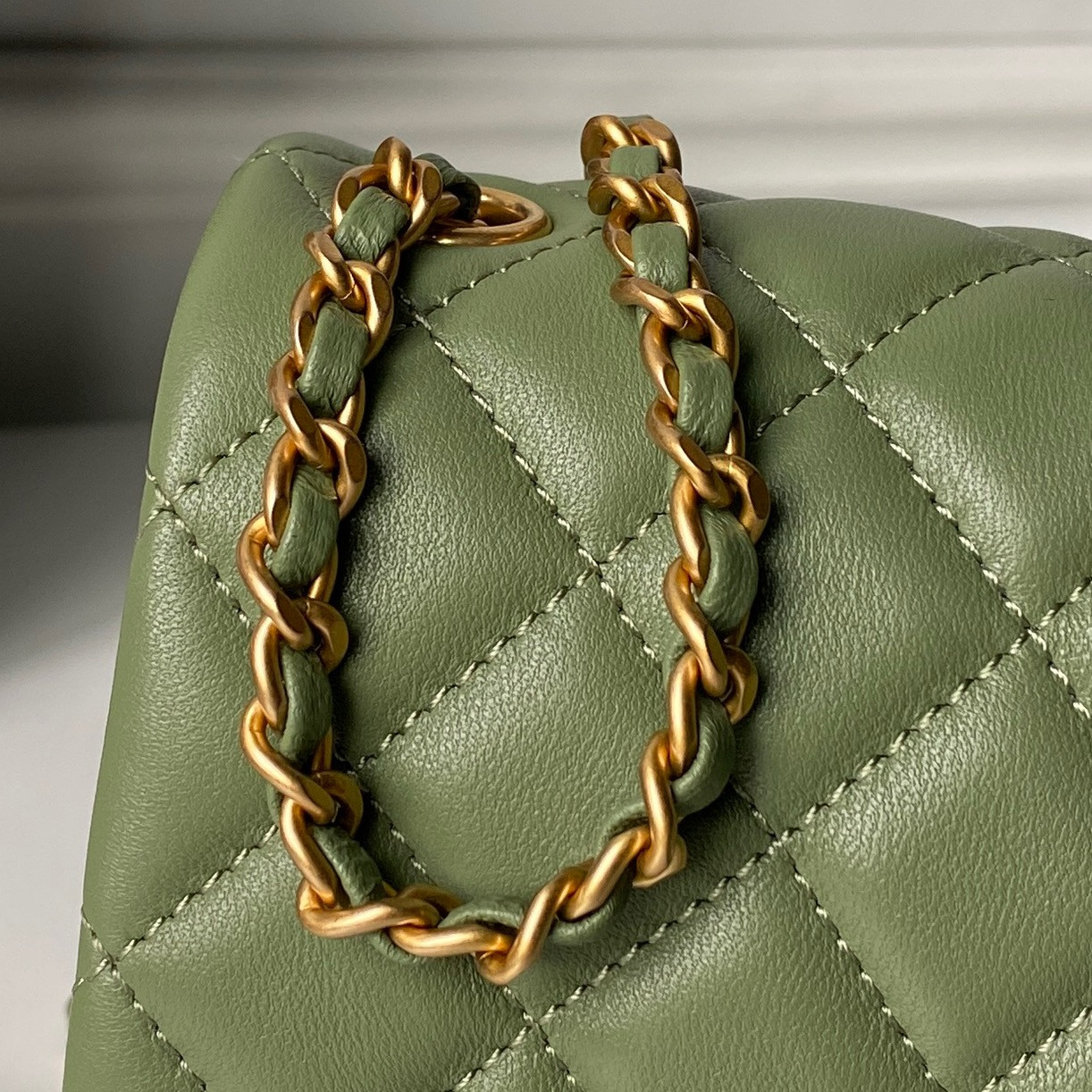 Ch**el MINI FLAP BAG 13.5x17x8cm