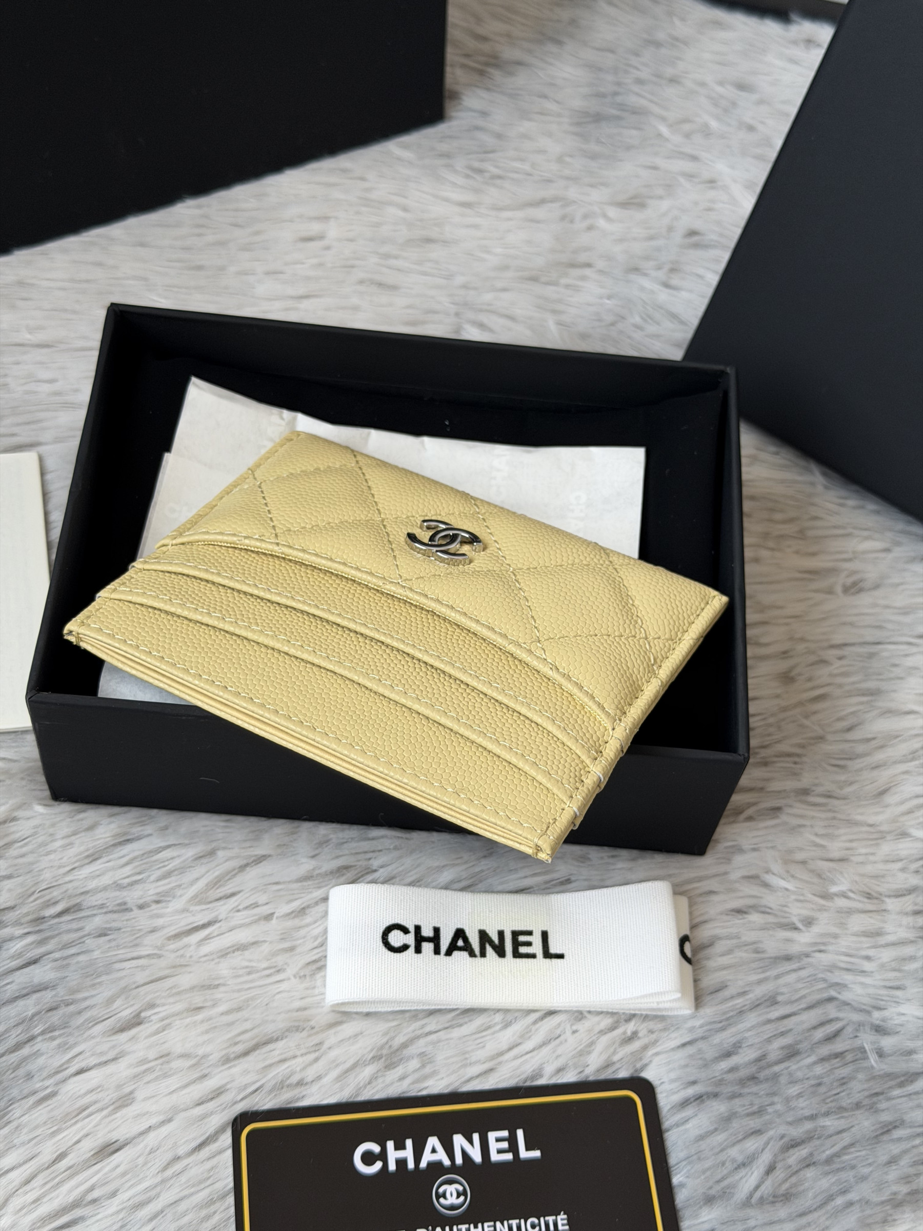 Ch**el card holder as4472 11x10cm
