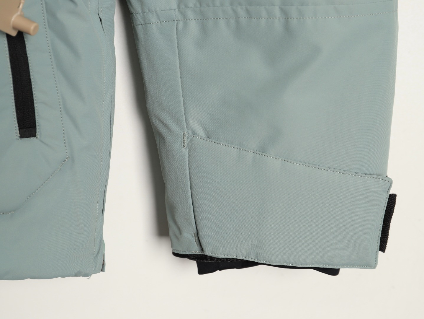 HELLY HANSEN Puffer jacket