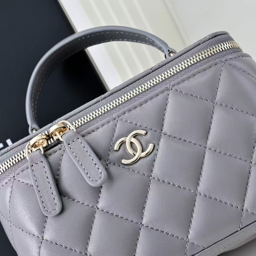 Ch**el Long Vanity with chain 16.5x10x8cm